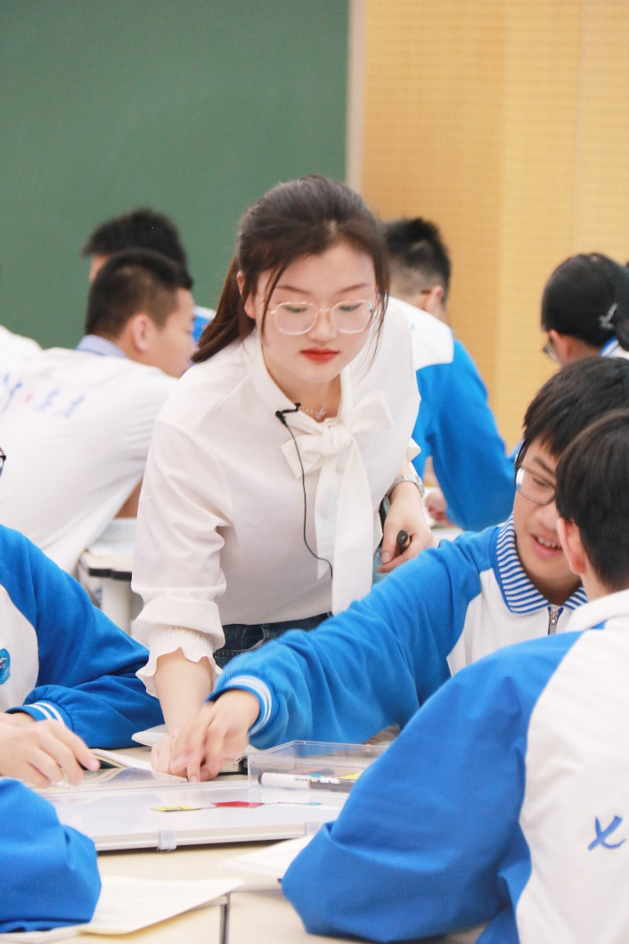 王书琴老师献课